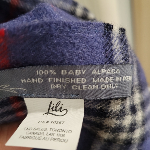 Purple Plaid 100% Baby Alpaca Made In PERU - Picture 5 of 5